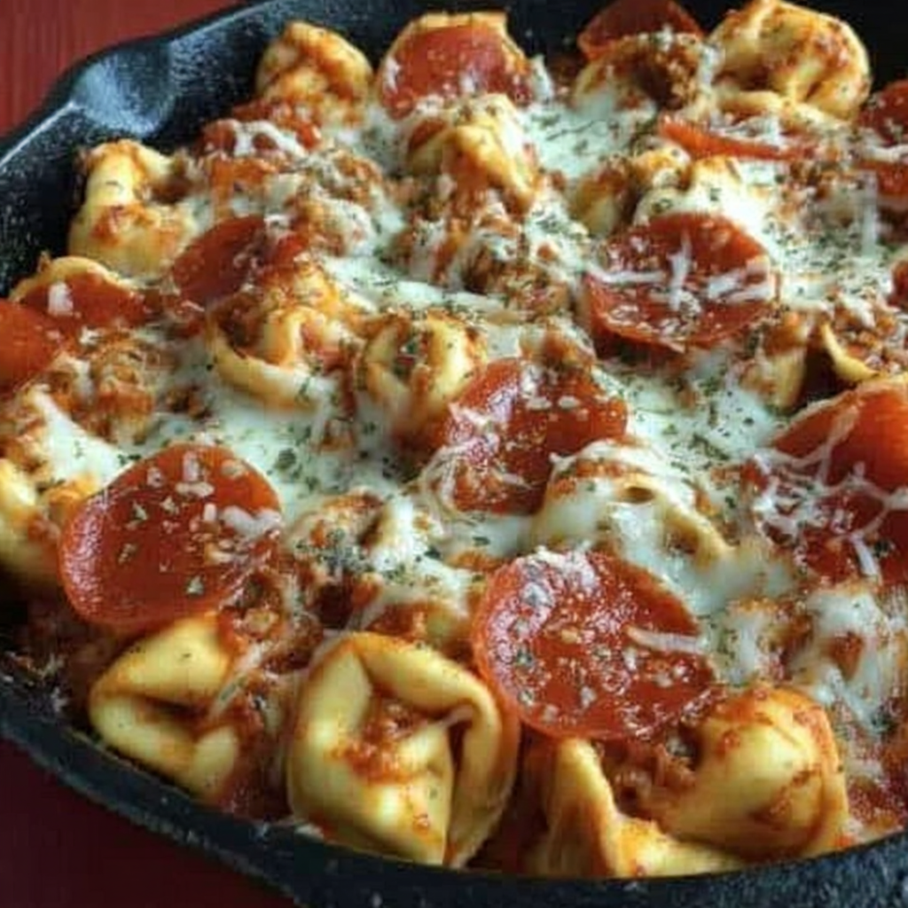 Savory Pizza Tortellini Skillet for Quick Dinners